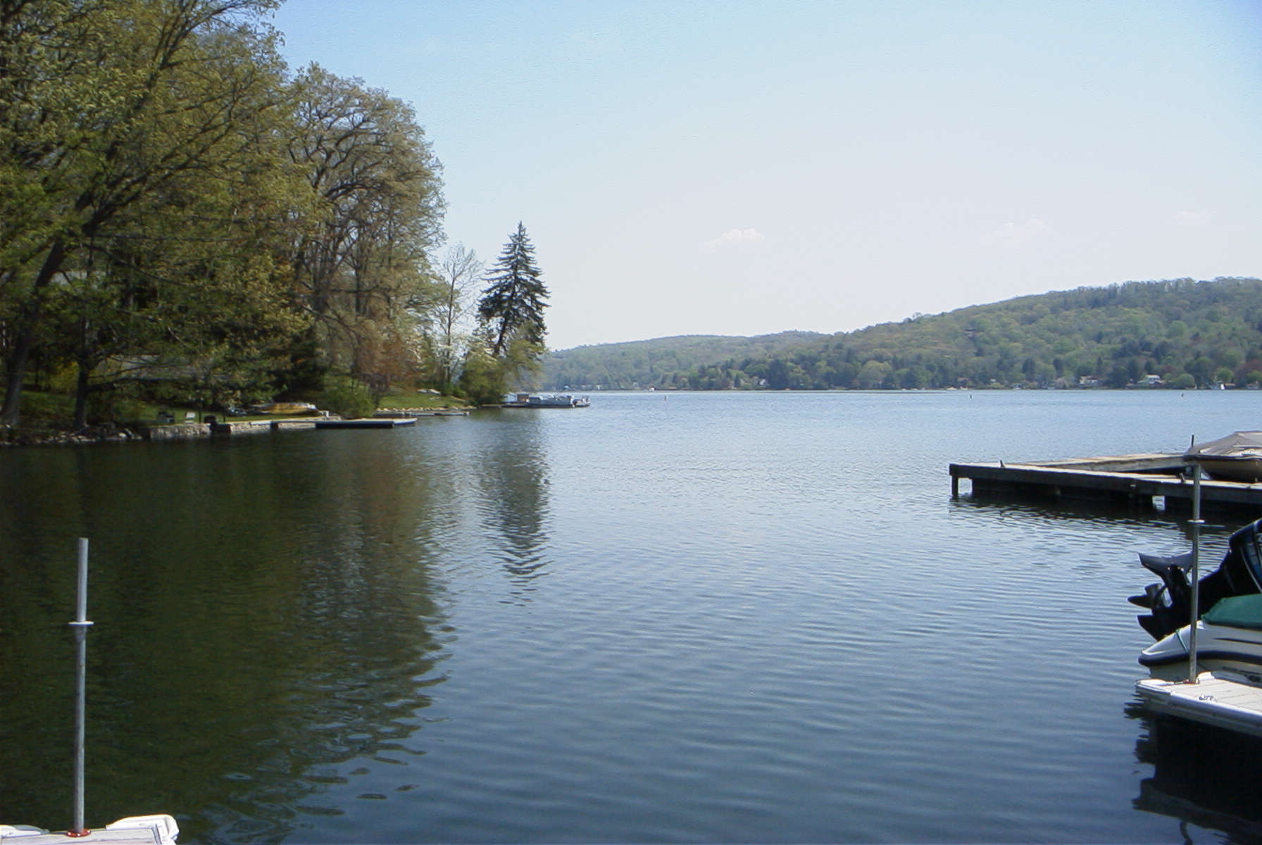 Deep vs. Shallow Lakes Let’s Explore the Differences PRINCETON HYDRO